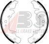 DODGE 4882059 Brake Shoe Set